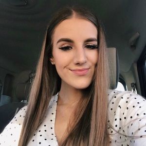 Meet your Posher, Meagan